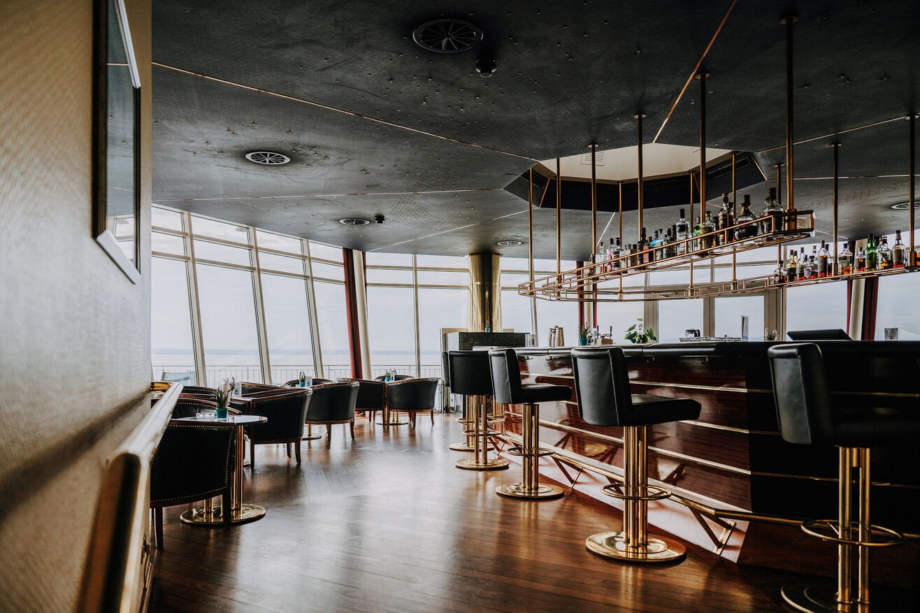 Die Faro Bar mit wunderschöner Aussicht auf den Bodensee.