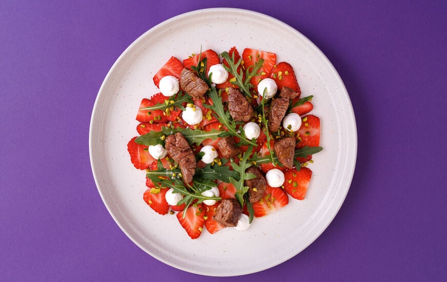 Erdbeercarpaccio mit Rindsfilet