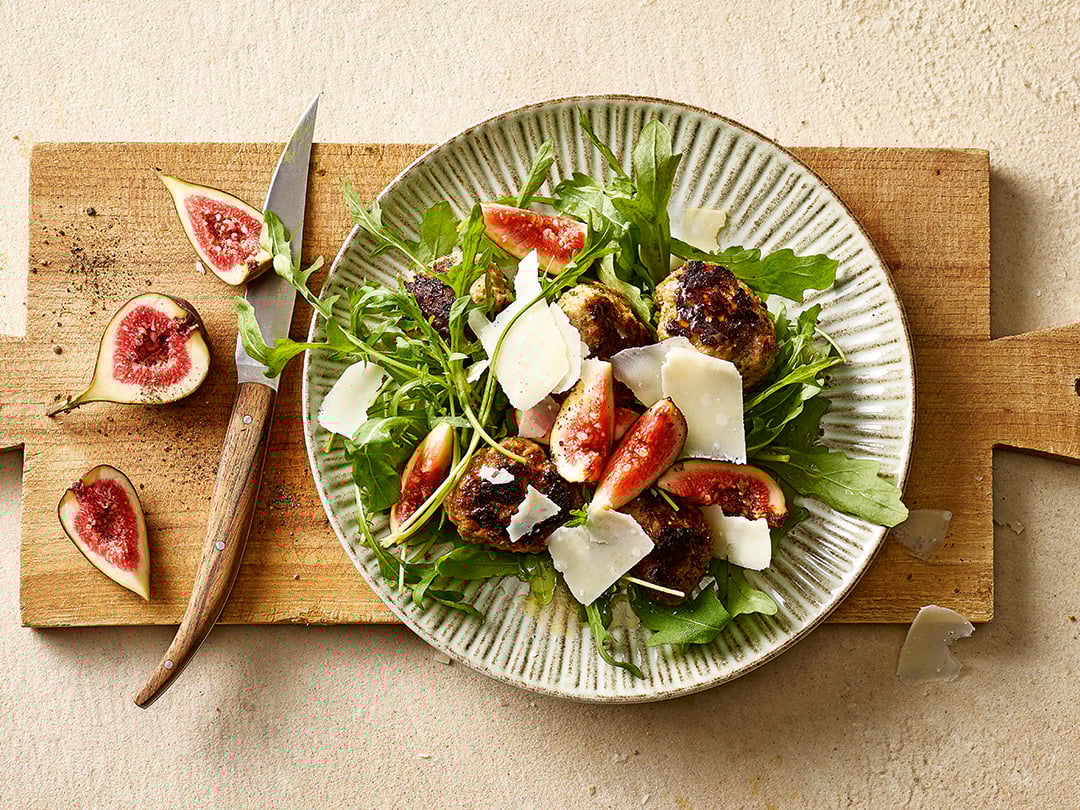 Kräuter-Senf-Hackbällchen mit Rucolasalat | Einfach Kochen by Meta ...